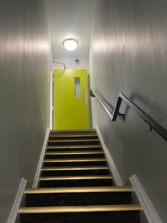 Dc International Hostel 1 Вашингтон Экстерьер фото
