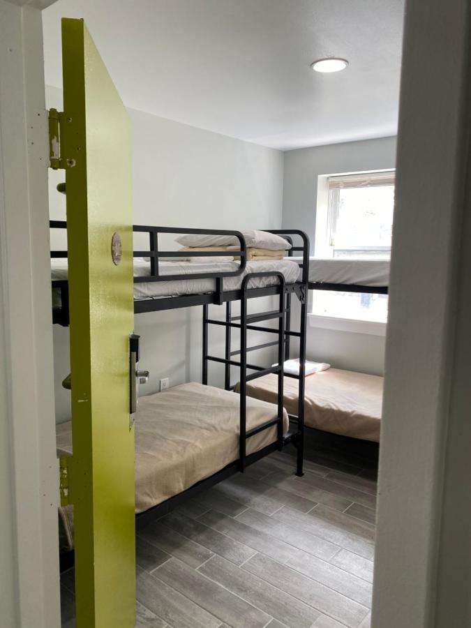 Dc International Hostel 1 Вашингтон Экстерьер фото