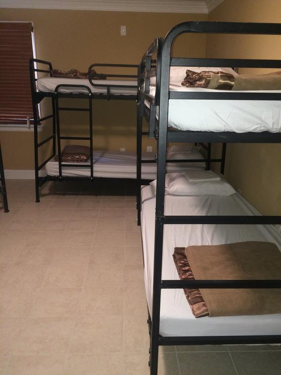 Dc International Hostel 1 Вашингтон Экстерьер фото